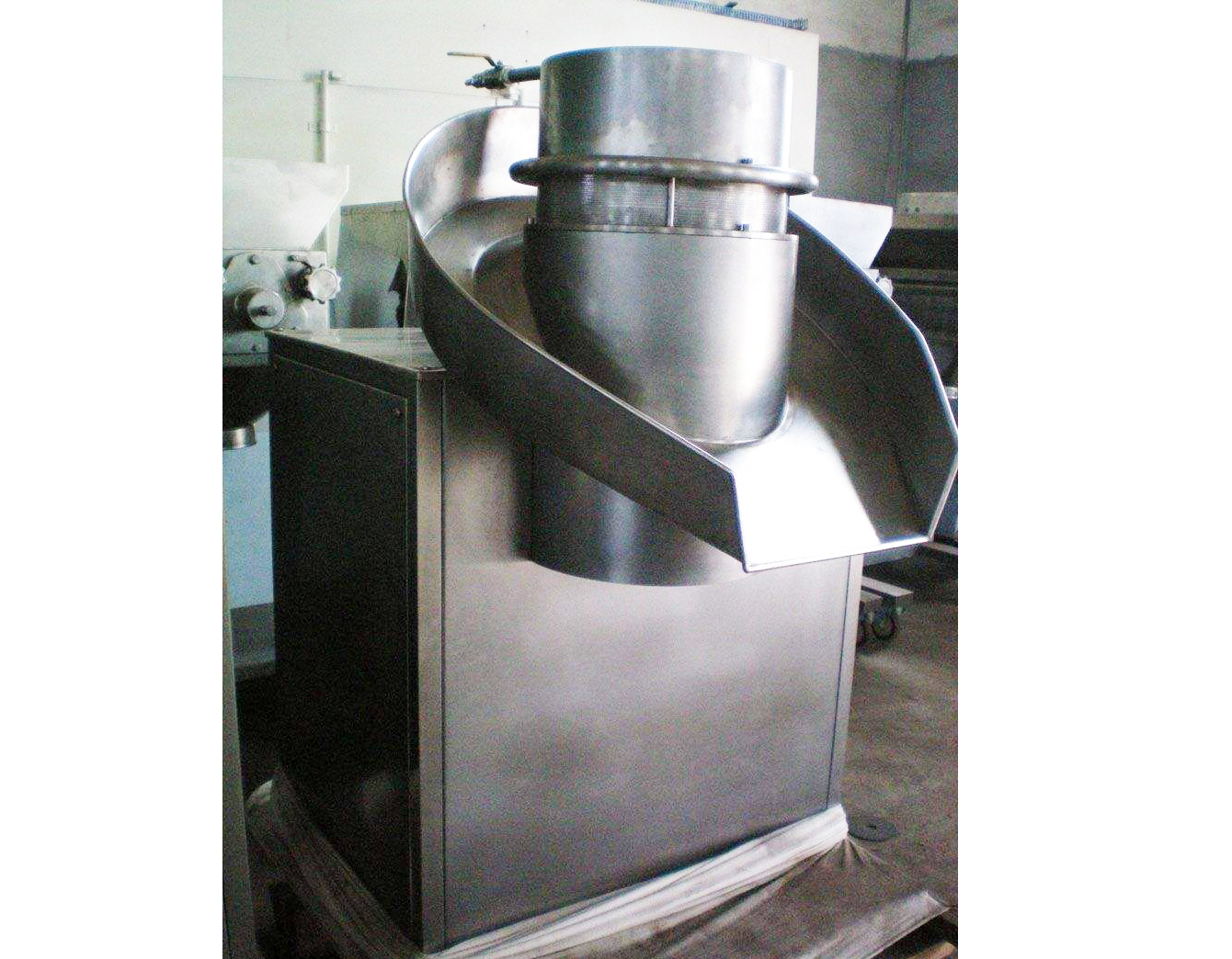 JZL擠壓造粒機(jī)